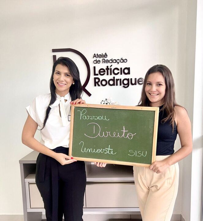 Aluna aprovada 8