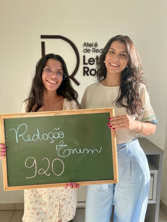 Aluna aprovada Thiago com nota 920 na redação do ENEM